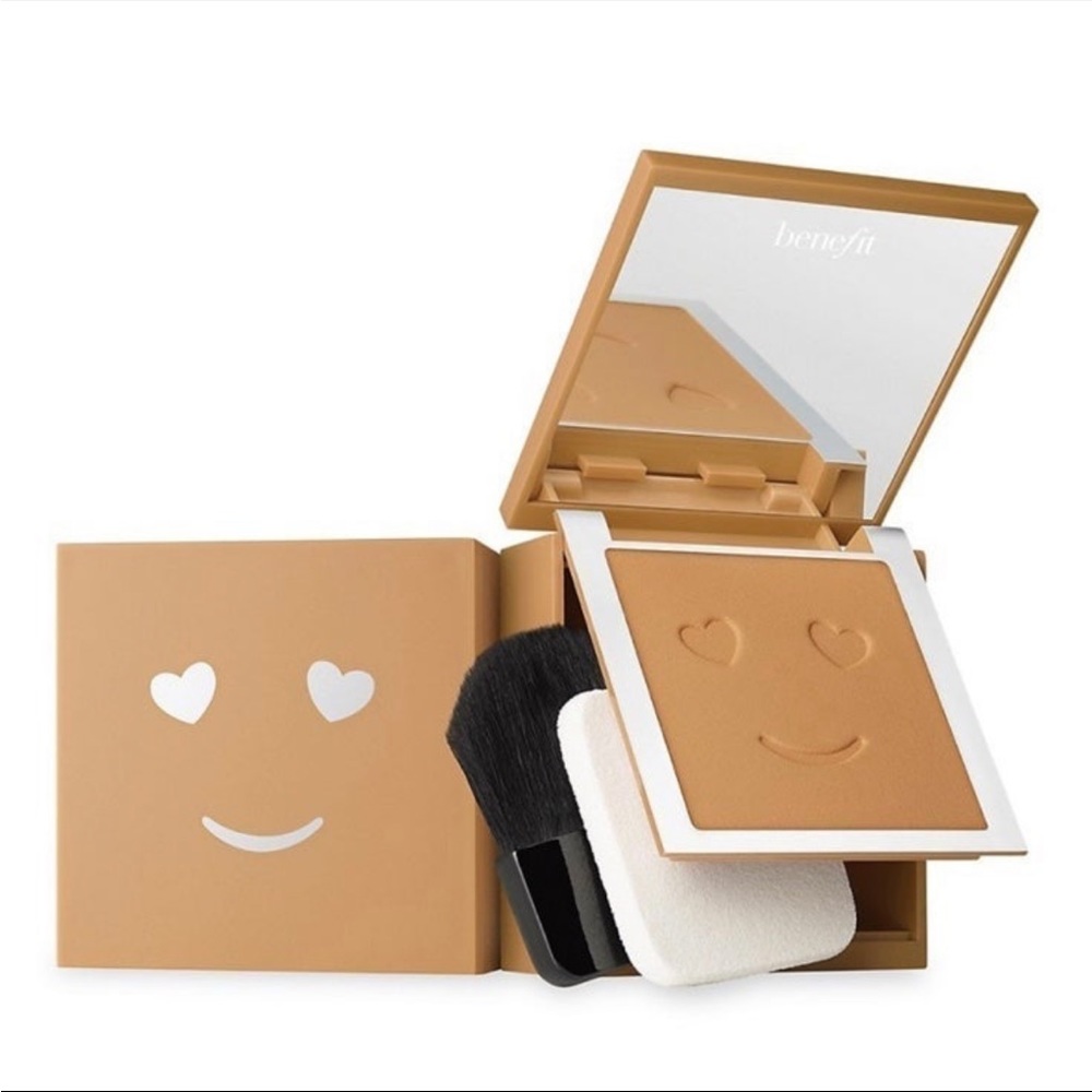 Benefit Cosmetics Hello Happy Velvet Powder Foundation NEW